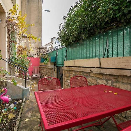 Le Daily Painting Plongee Dans Les Annees Sixties Apartment Dijon Exterior photo