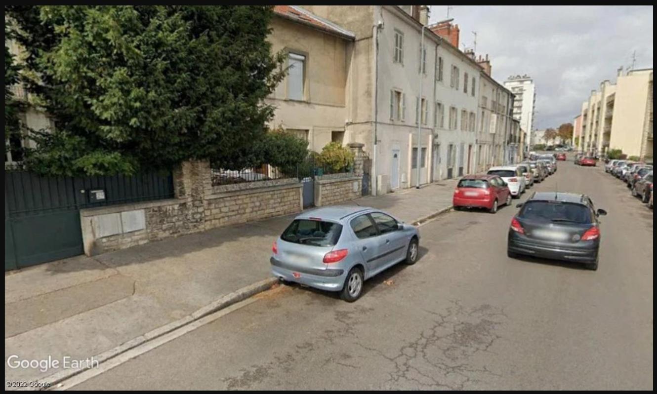 Le Daily Painting Plongee Dans Les Annees Sixties Apartment Dijon Exterior photo